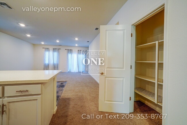 Building Photo - LIKE-NEW SOLAR POWERED HOME, BUILT 2022