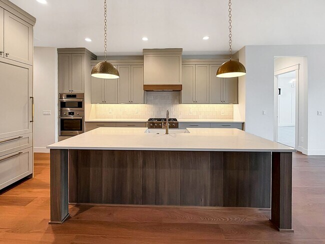 Building Photo - New Construction 4-Bedroom Home in Eagle’s Centerra Community Near Downtown, Trails & Shopping wi...