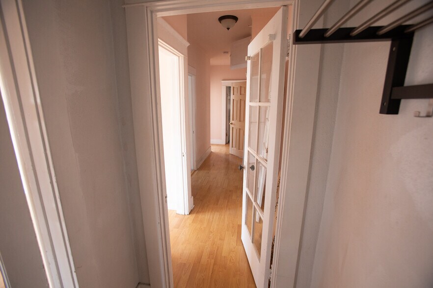 Building Photo - 1723 Winona Blvd