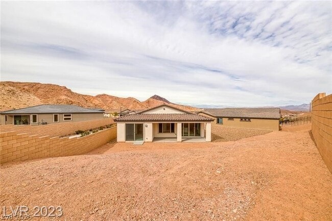 Building Photo - 10 Sun Lily Ln