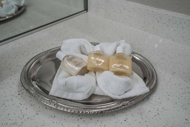 Building Photo - 8233 Ducharme Ave