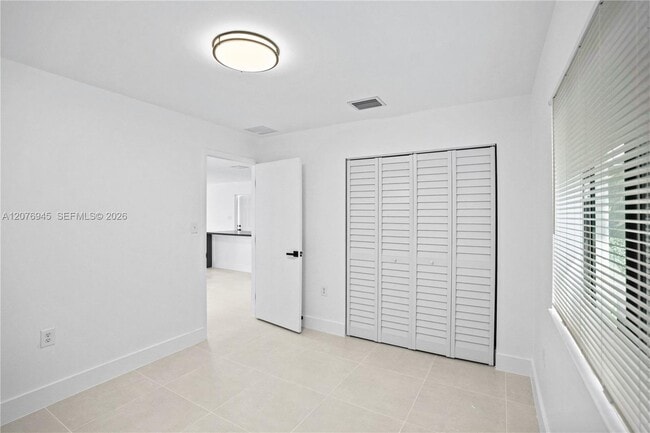 Building Photo - 5819 NW 30th Ave