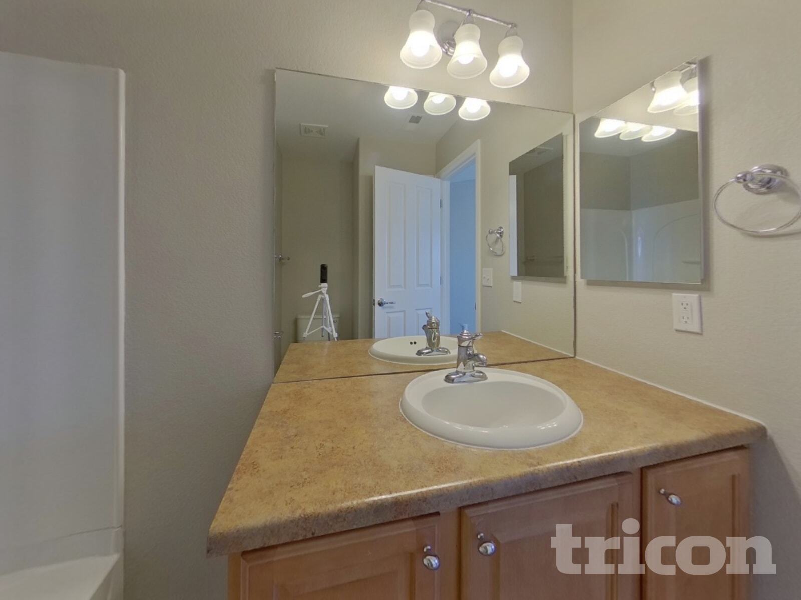 Building Photo - 968 Burning Bush Point