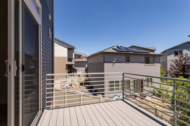 Building Photo - Move-In Ready Home in Desirable Banning Lewis Ranch!!