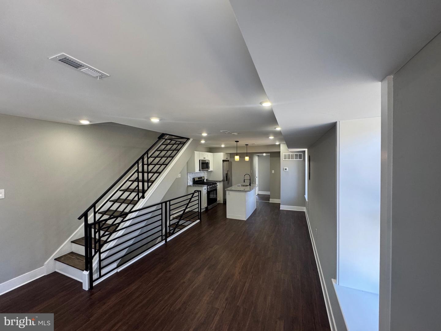 Building Photo - 334 Church Rd