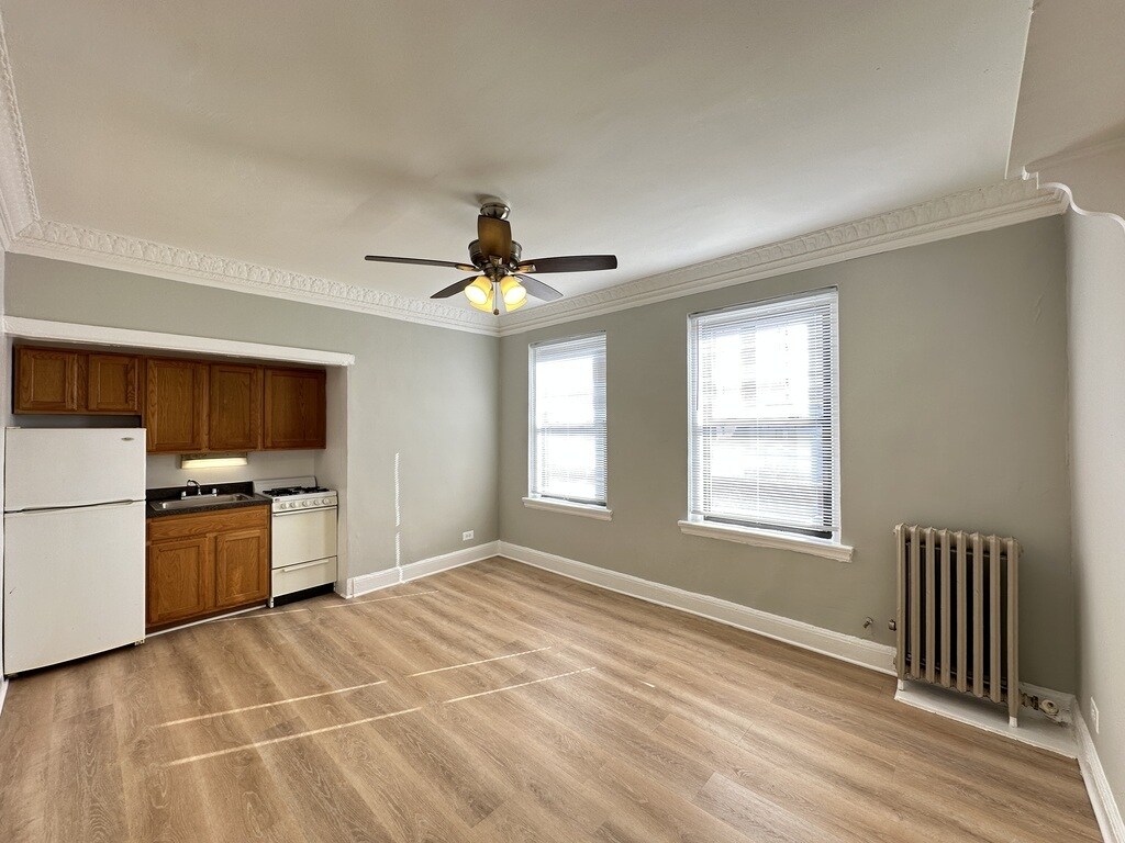 Building Photo - 3810 N Fremont St