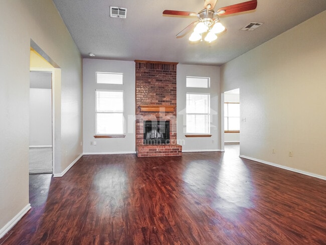 Building Photo - 8824 NW 85th St