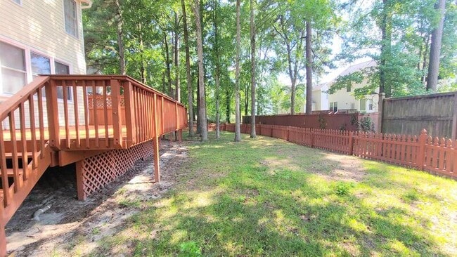 Building Photo - 1009 Friar Tuck Ct