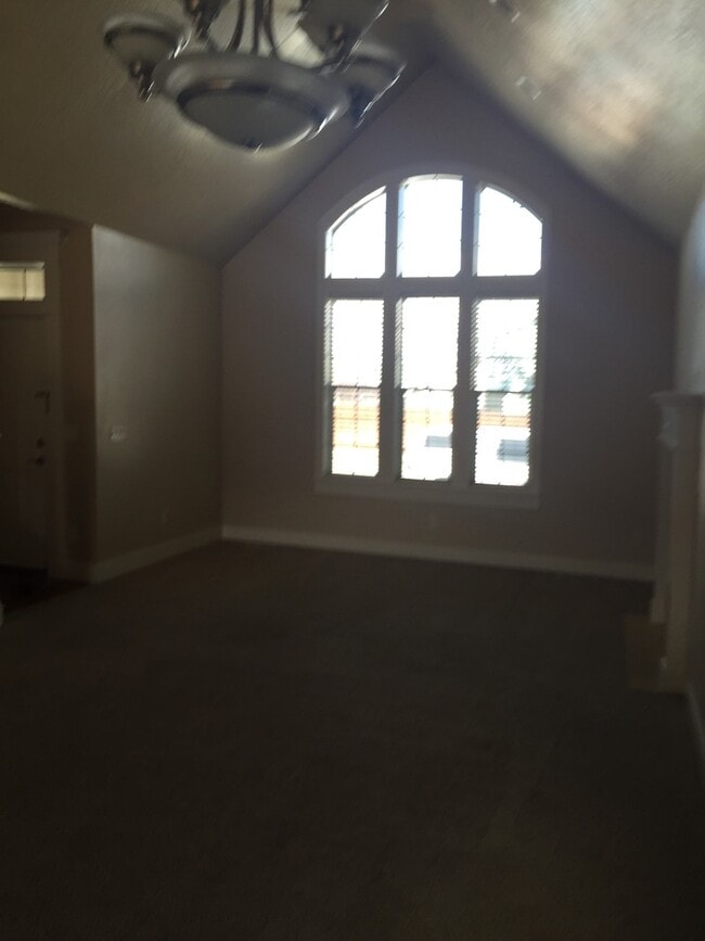 Building Photo - Very cute two story home in Boise / 3 bed,...
