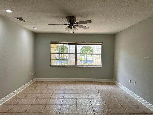 Building Photo - 8515 Sandberry Blvd