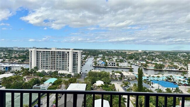 Building Photo - 531 N Ocean Blvd