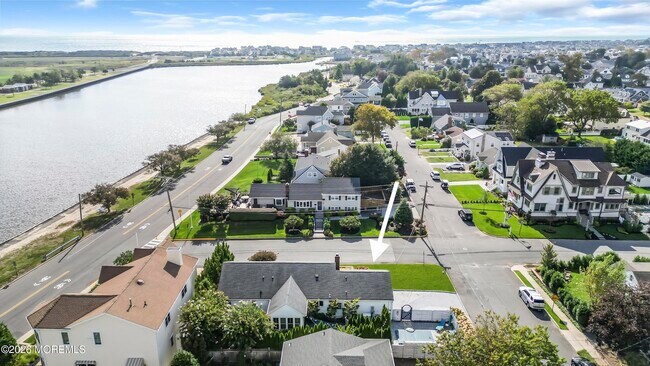 Building Photo - 67 N Farragut Ave