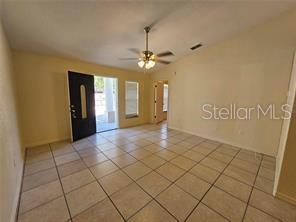 Building Photo - 711 Lake Jessie Dr