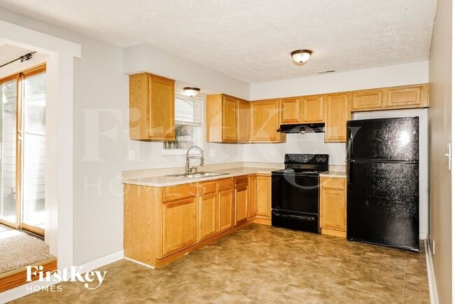 Building Photo - 1050 Ross Ct
