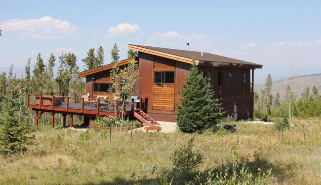 Building Photo - 1618 Homestead Dr