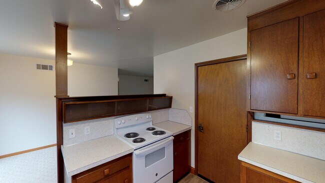 Building Photo - 4103 S 38th W Ave