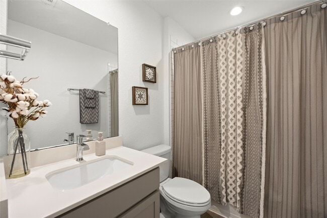Building Photo - 1134 Della Ln