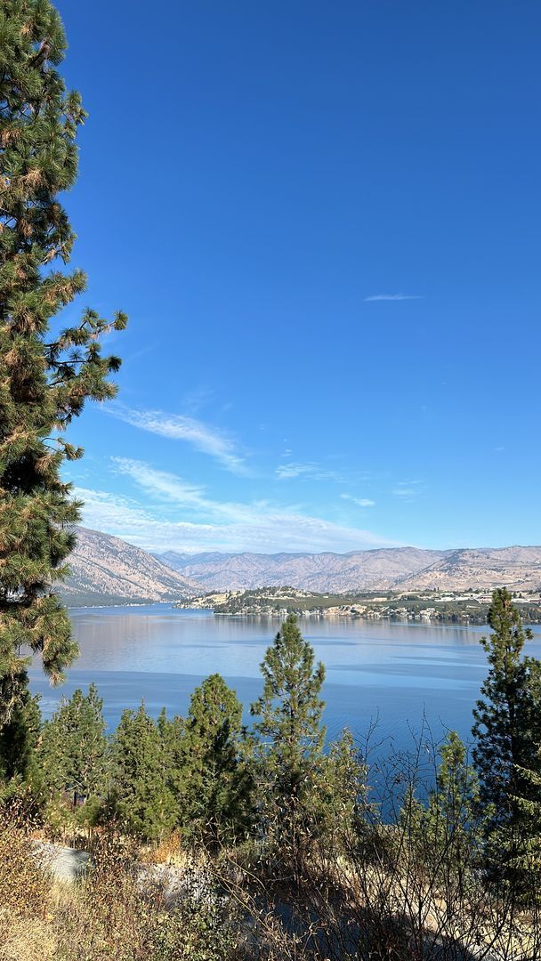 Building Photo - Fully Furnished Home in Chelan!  Half off ...