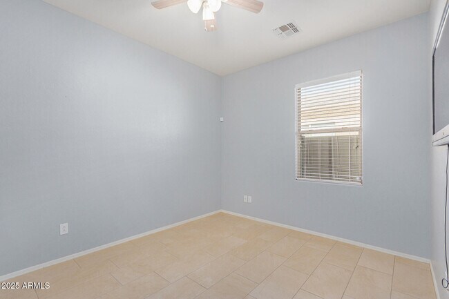 Building Photo - 42356 W Balsa Dr
