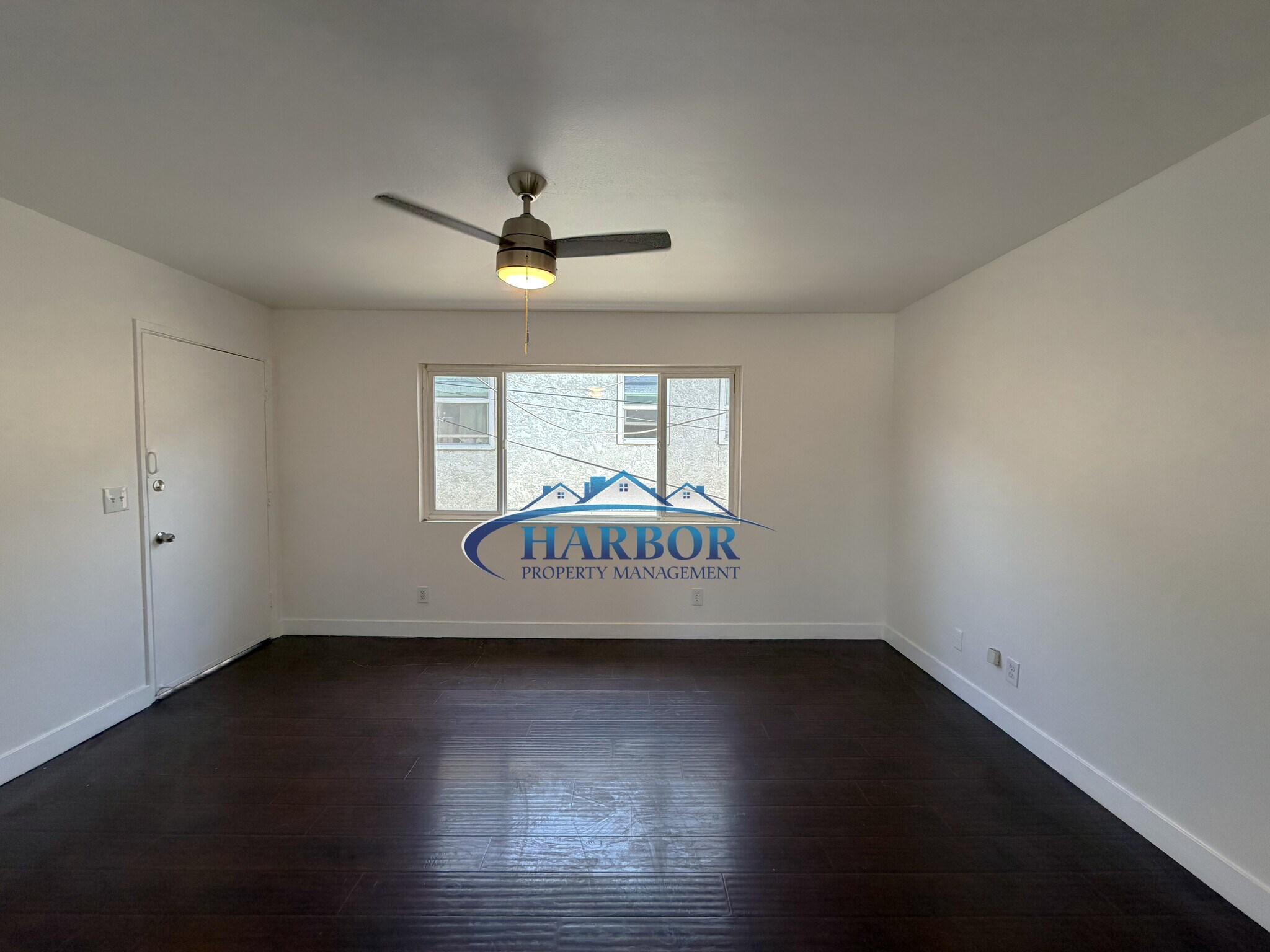 Building Photo - 1445 N Wilmington Blvd