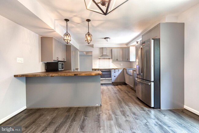 Building Photo - 1099 Snow Hill Ln
