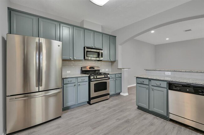 Building Photo - 12942 Iris Garden Ln