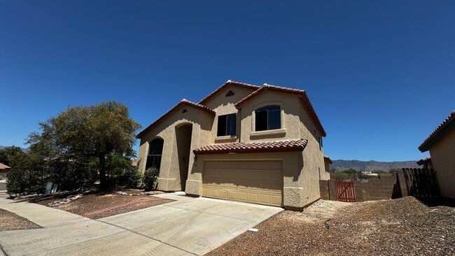 Building Photo - Eastside (Broadway and Houghton) 4 bedroom...