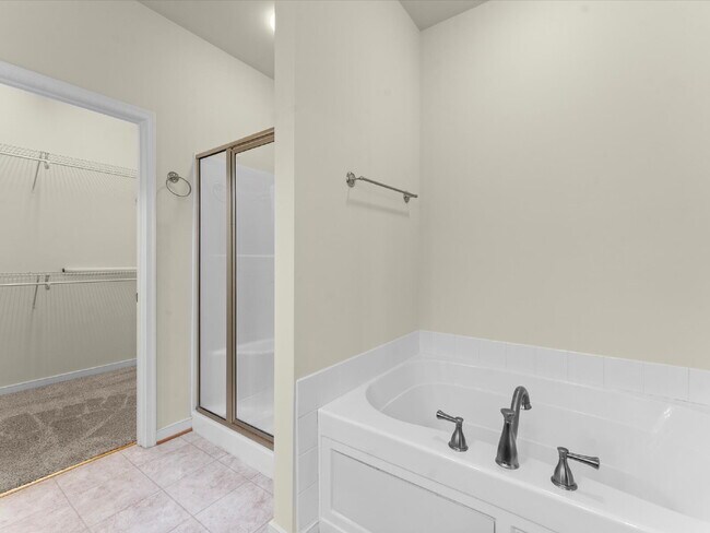 Building Photo - 709 Abbey Village Cir