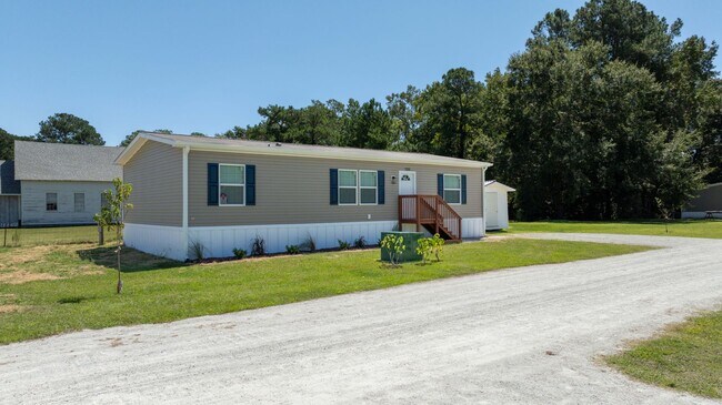 Building Photo - 1118 Old Tar Landing Rd