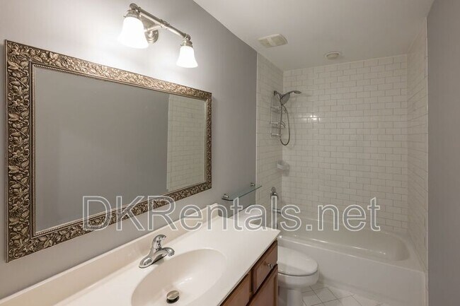 Building Photo - 1125 Trailmore Dr