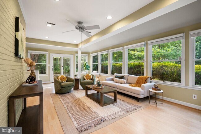 Building Photo - 4008 Rosemary St