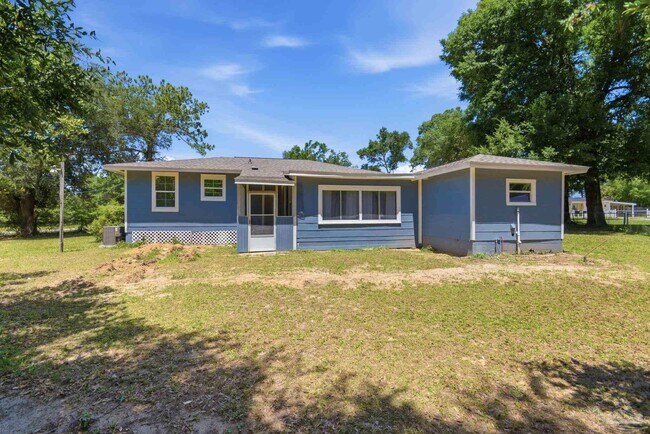 Building Photo - 525 Pelham Rd