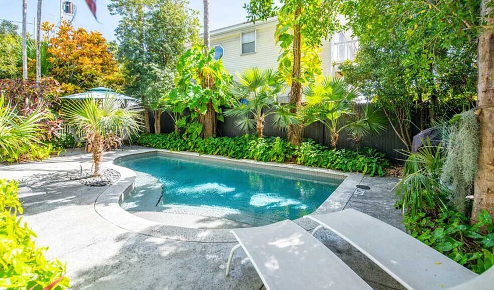 Building Photo - 120 Angela St