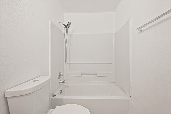 Building Photo - 15707 Crooked Arrow Dr