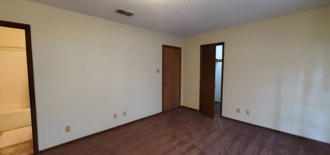 Building Photo - 5112 Shadylane Dr