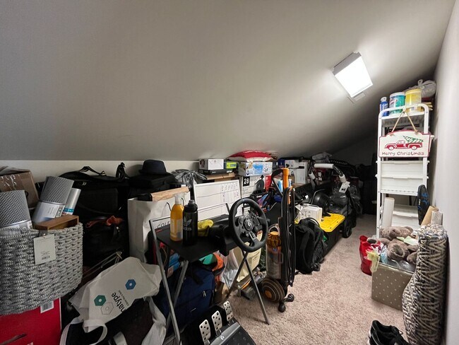 Building Photo - Exceptional 4BD, 2.5BA Cary Townhome with 2-Car Garage, Bonus 2nd Floor Living Space, and Private...