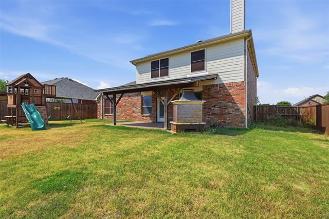 Building Photo - 404 Tarpan Trail