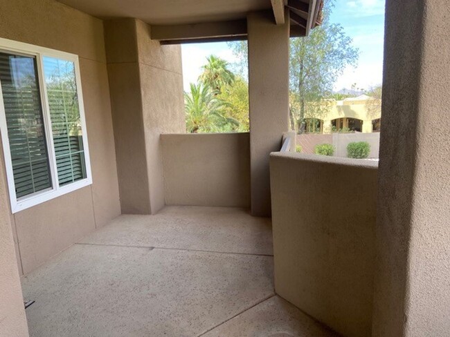 Building Photo - **MOVE-IN SPECIAL: 50% OFF 1ST MONTH RENT!...