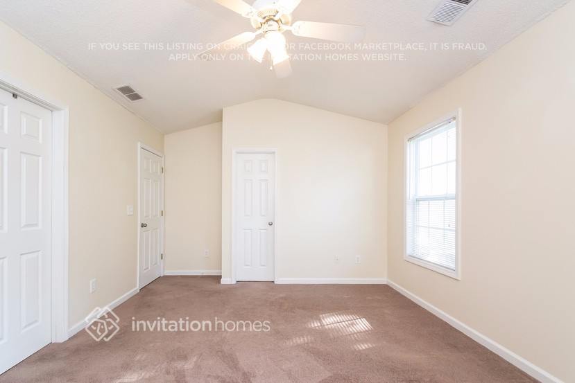 Building Photo - 122 Greystone Cir