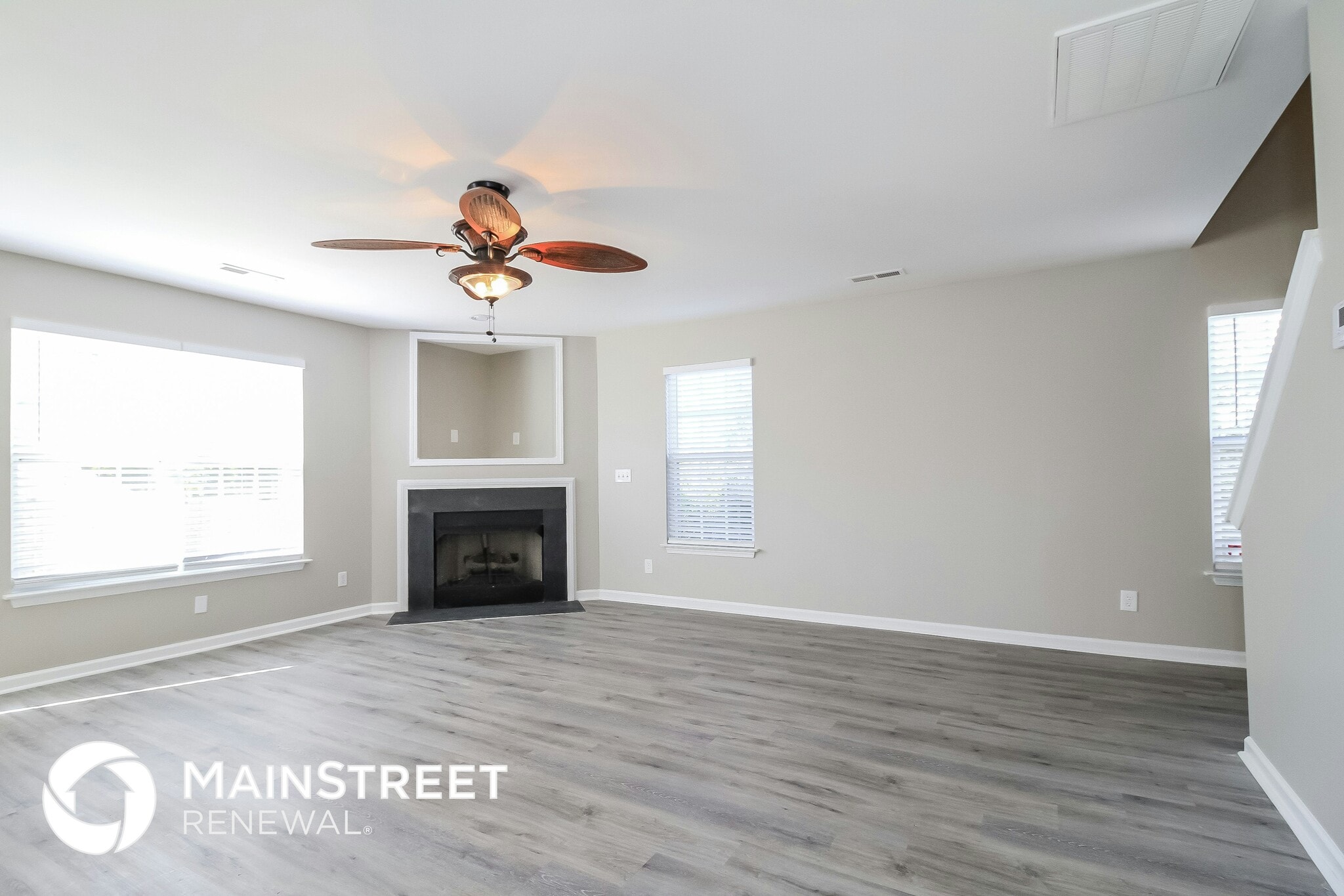 Building Photo - 977 Peachtree Meadows Cir