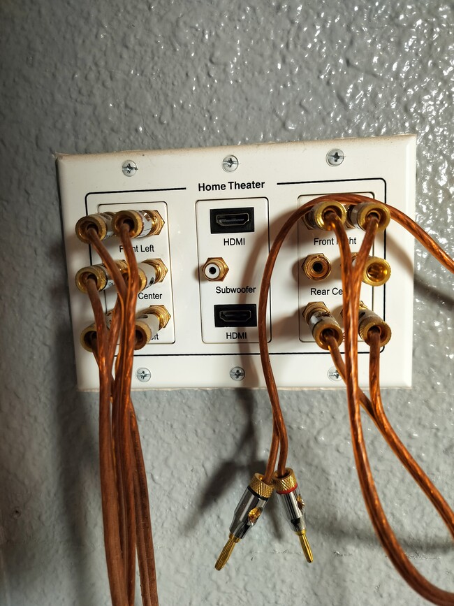 Building Photo - 130 NW Carrie Cir