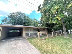 Building Photo - 5011 Finley Dr