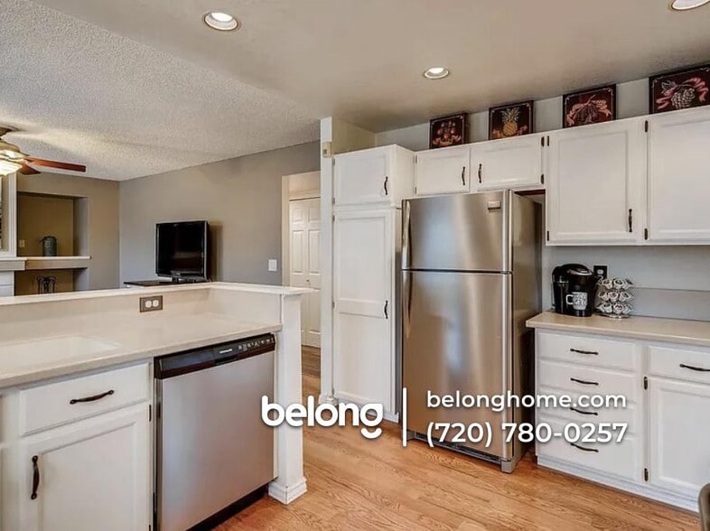 Building Photo - 10328 Stoneflower Dr