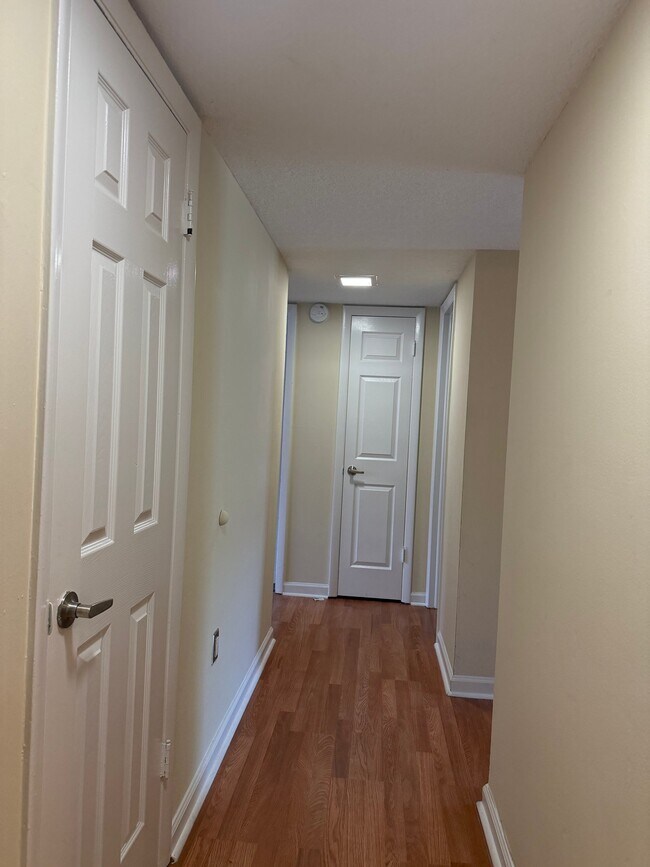 Building Photo - 1171 Calle Del Rey