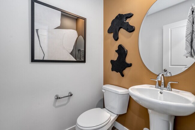 Building Photo - 1566 N Summer Spgs Cv