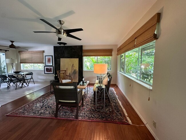 Building Photo - Fully Furnished- All Utilities Included- 1bd & 1 1/2 bath