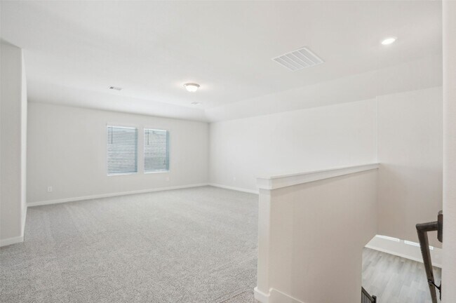 Building Photo - 1567 King Rnch Rd