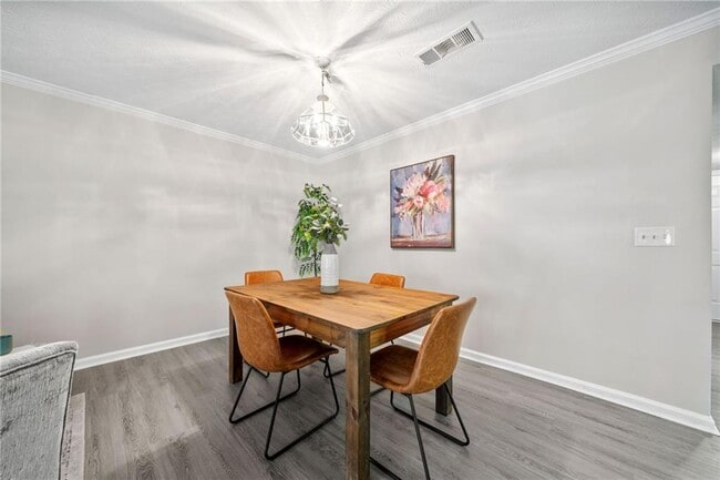 Building Photo - 705 Beaufort Cir