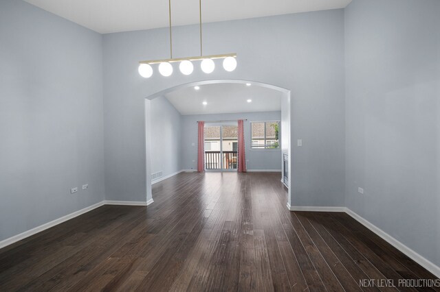 Building Photo - 3023 Saganashkee Ln
