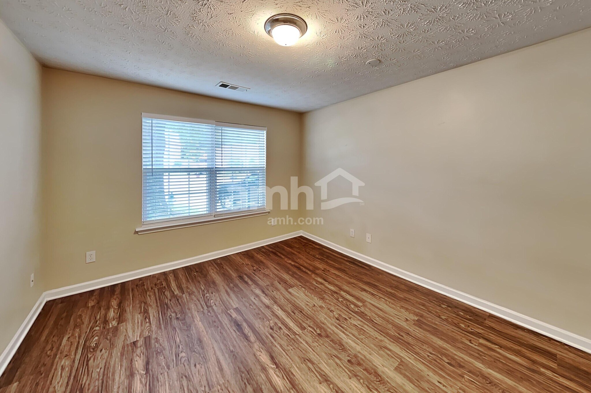 Building Photo - 308 Sam Cobb Pl